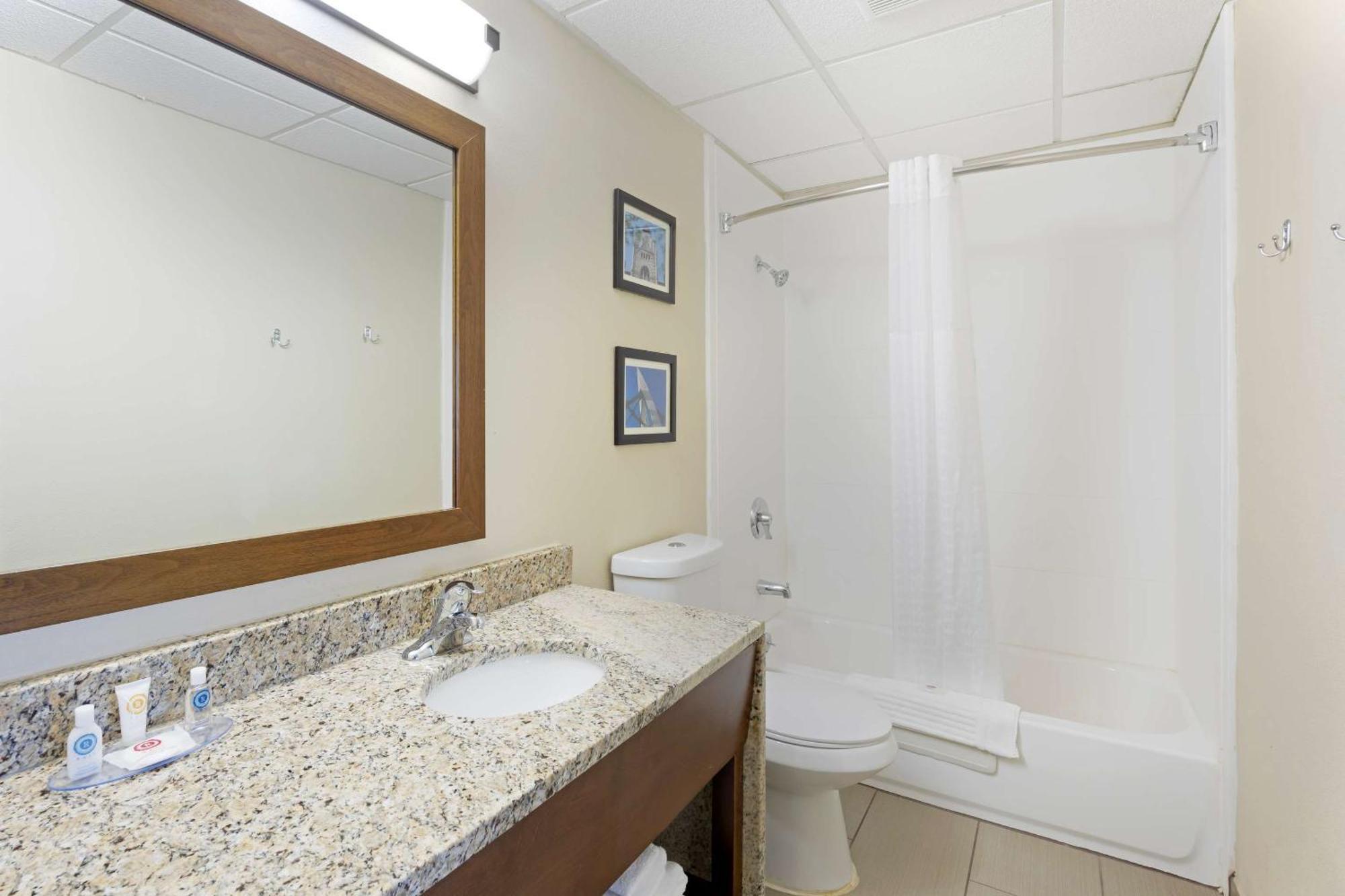 Comfort Inn&Suites Wichita Eksteriør bilde