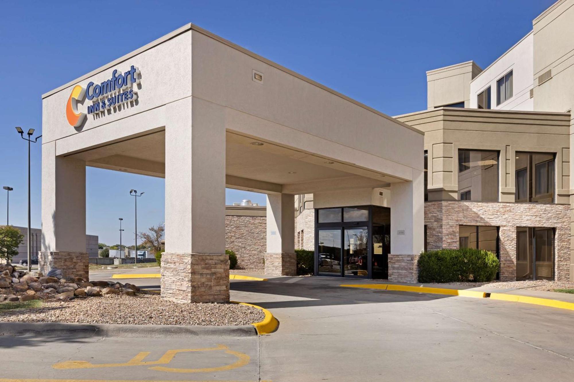 Comfort Inn&Suites Wichita Eksteriør bilde